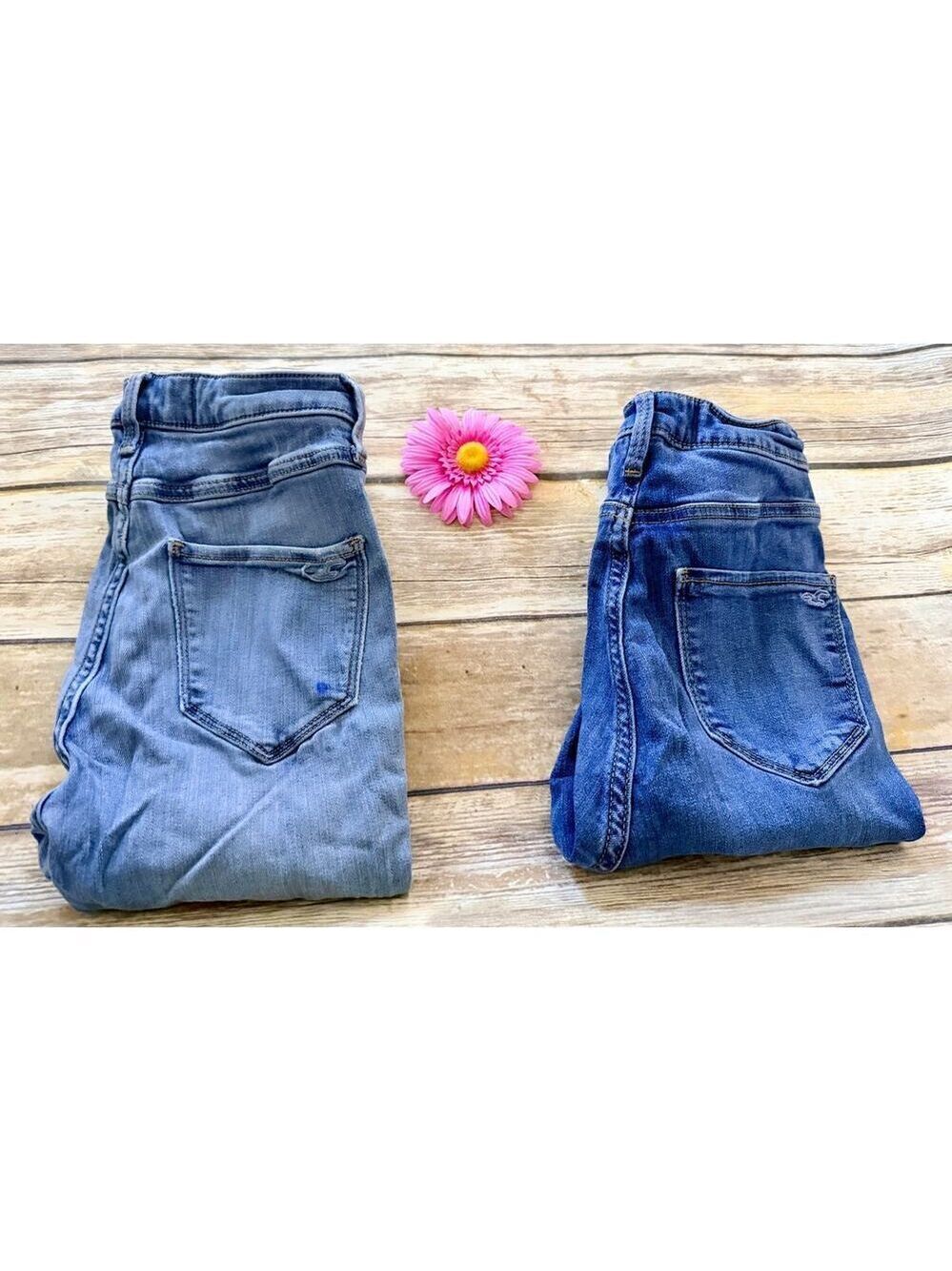 2 PAIR HOLLISTER JEANS - Picture 2 of 13